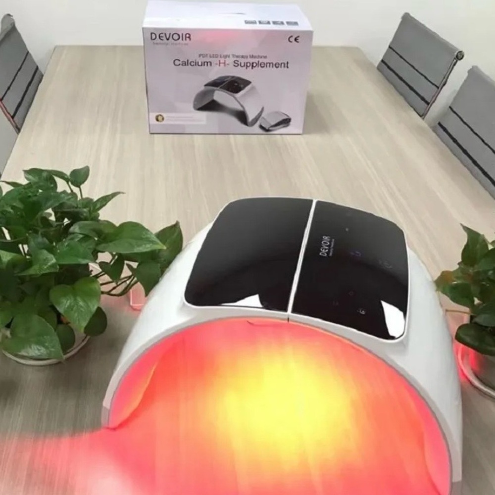 Devoir PDT LED Light Therapy Machine - Picture 3 of 9